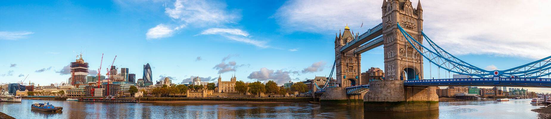 A panoramic view of London Bridge