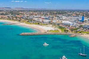 View CruiseEssential Australia - Sydney to Sydney  Deal