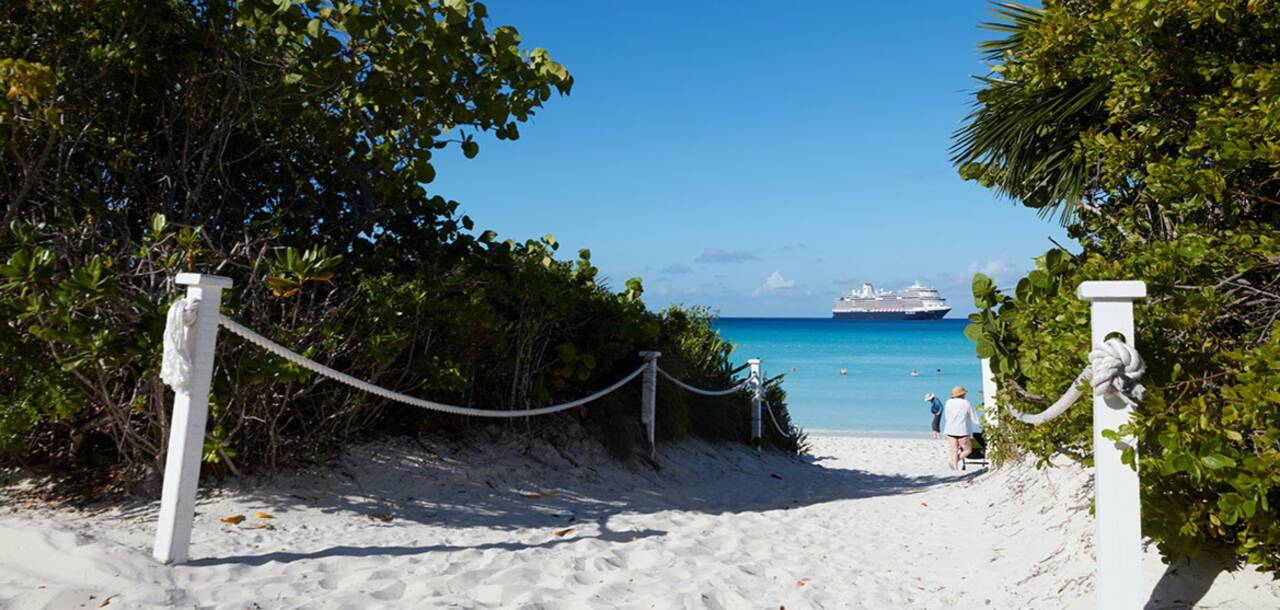 Guide to Visiting Half Moon Cay, Carnival's Private Island