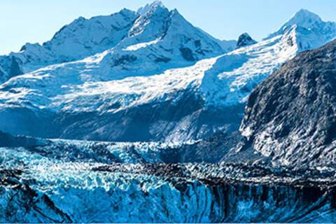 A panoramic view of Glacier Bay