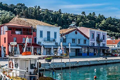 A panoramic view of Katakolon's harbour