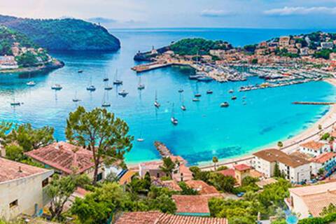 A panoramic view of Porte de Soller in Palma