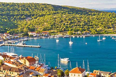 A panoramic aerial view of Vis