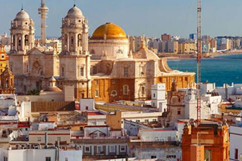 A panoramic view of Cádiz