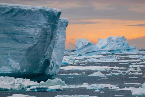 Cruising Drake Passage