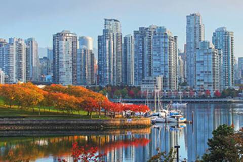 A panoramic view of Vancouver in autumn