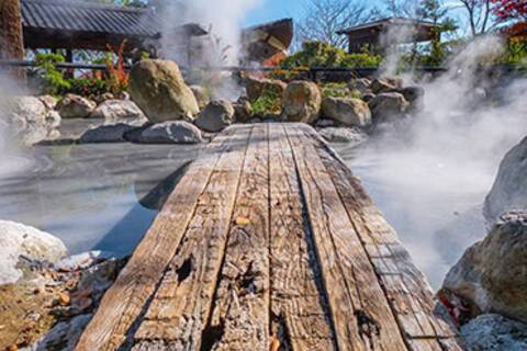 Oniishibozu Jigoku hot spring in Beppu